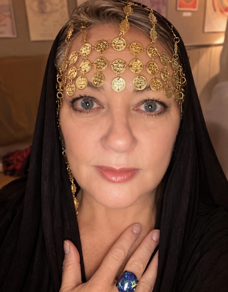 Isha Araiah, MHR